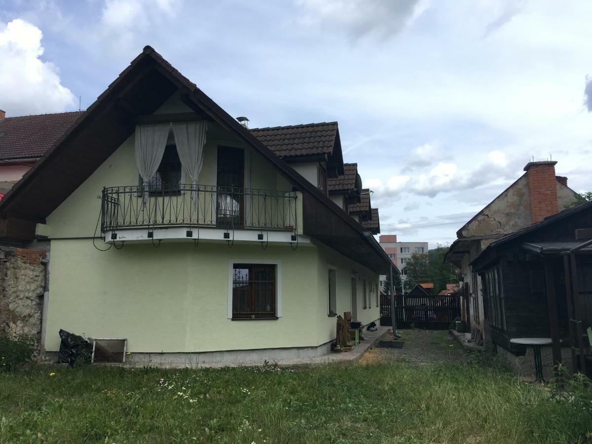 Chalupa V Hliniku Hlinik nad Hronom Esterno foto